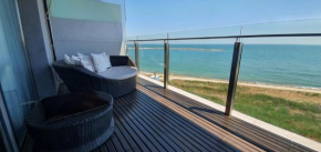 BeachFront ApartHotel 3 Camere 2 Bai direct pe Plaja Pescarie Spectrum Residence